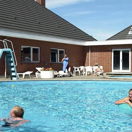 6 Person In Romo Рёмё-Киркебю